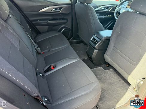 Used 2026 Chevrolet Equinox EV LT FWD image 12