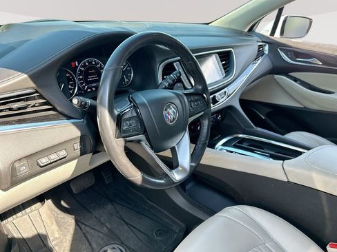 Used 2022 Buick Enclave Avenir AWD/4WD image 14