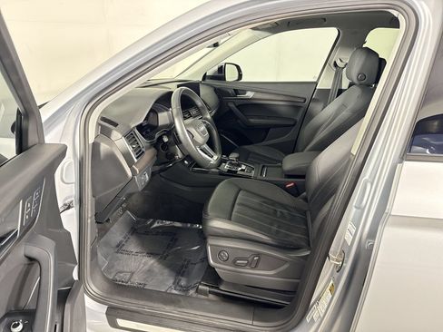 Used 2021 Audi Q5 2.0T Premium Plus w/ Premium Plus Package AWD/4WD image 5