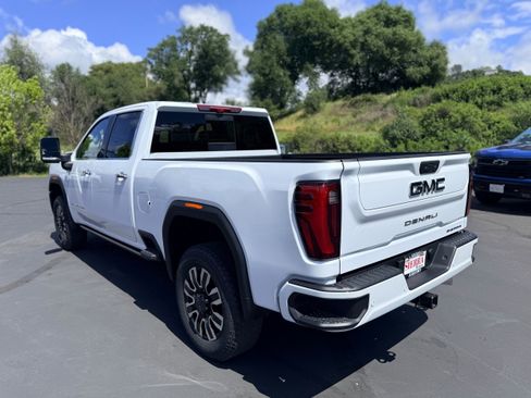 New 2026 GMC Sierra 2500 Denali Ultimate w/ Max Trailering Package image 6