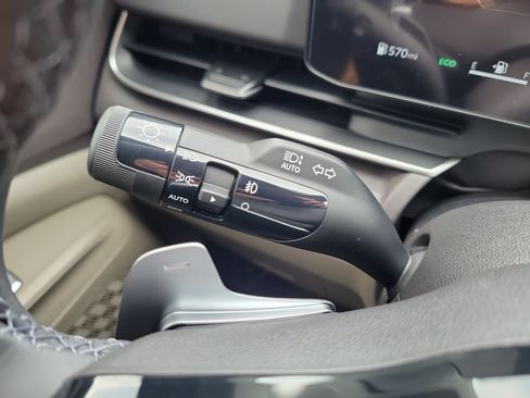 New 2026 Kia Carnival Hybrid FWD image 29