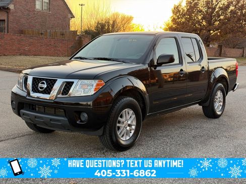 Used 2019 Nissan Frontier SV image 5