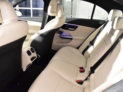 Certified 2025 Mercedes-Benz C 300 4MATIC Sedan image 30