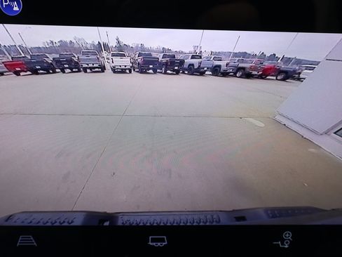 Used 2024 Chevrolet Colorado Trail Boss w/ Advanced Trailering Package image 21