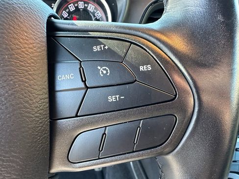 Used 2021 Dodge Challenger SXT image 16