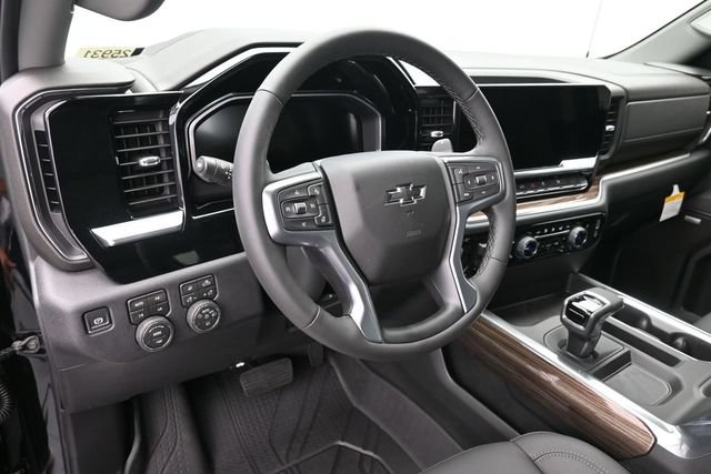 New 2026 Chevrolet Silverado 1500 RST w/ RST All Star Premium Package AWD/4WD image 20