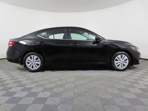 Certified 2025 Nissan Sentra S image 2