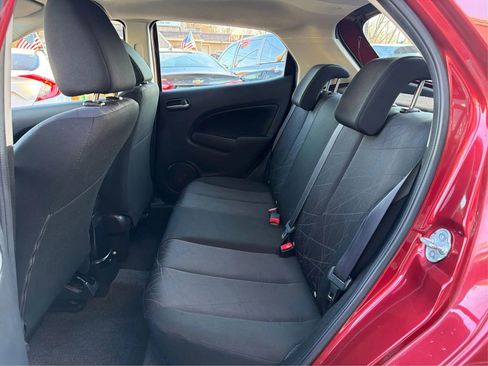 Used 2014 MAZDA MAZDA2 Sport image 10