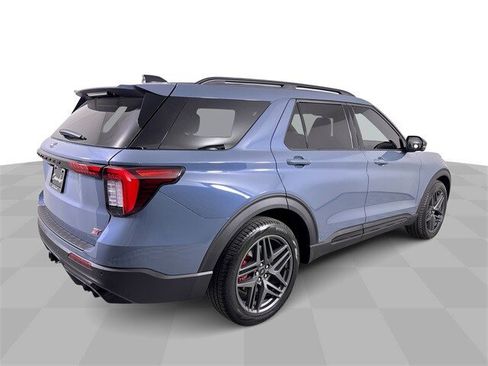 Used 2025 Ford Explorer ST w/ Sun And Sound Package image 8