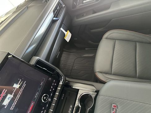 New 2026 GMC Yukon XL AT4 w/ AT4 Premium Plus Package AWD/4WD image 25