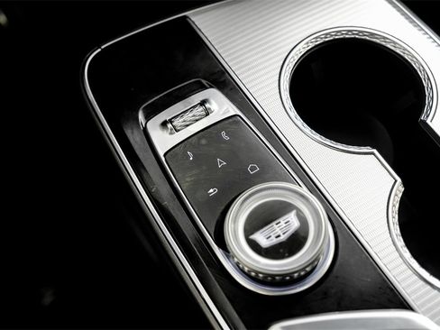 Used 2024 Cadillac Lyriq Tech image 25