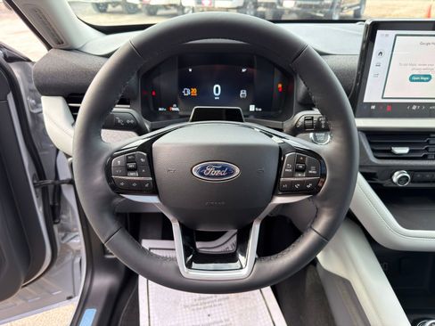 New 2026 Ford Explorer Platinum w/ LUX Leather Package image 21