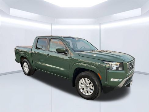 Used 2023 Nissan Frontier SV w/ SV Convenience Package RWD image 7