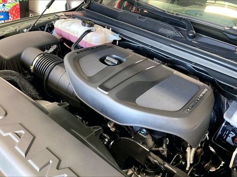 Used 2026 RAM 1500 Laramie AWD/4WD image 28