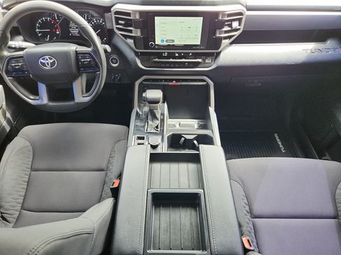 Used 2023 Toyota Tundra SR5 w/ SR5 Convenience Package AWD/4WD image 12