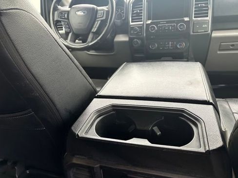 Used 2017 Ford F150 XLT w/ Equipment Group 302A Luxury AWD/4WD image 37