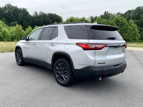 Used 2021 Chevrolet Traverse RS FWD image 5