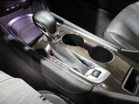 Used 2024 Chevrolet Malibu LT FWD image 28