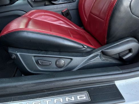 Used 2022 Ford Mustang GT w/ Equipment Group 301A RWD image 12