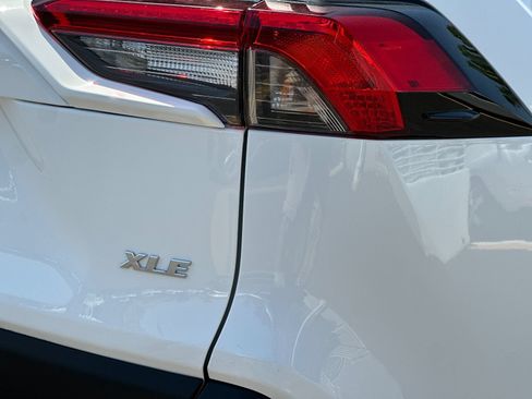 Used 2025 Toyota RAV4 XLE FWD image 24