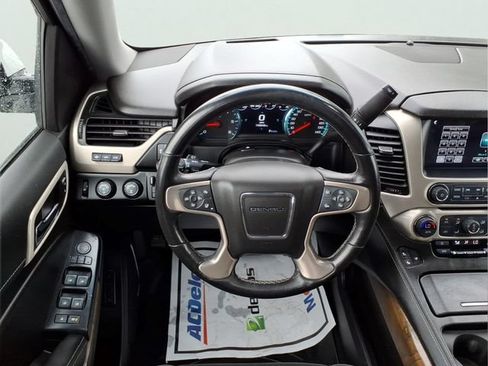 Used 2018 GMC Yukon XL Denali w/ Open Road Package AWD/4WD image 14