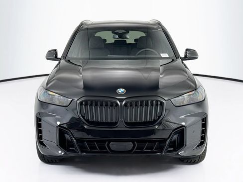 New 2026 BMW X5 xDrive40i w/ M Sport Package AWD/4WD image 2