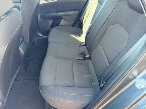 Used 2021 Kia Forte LXS FWD image 13