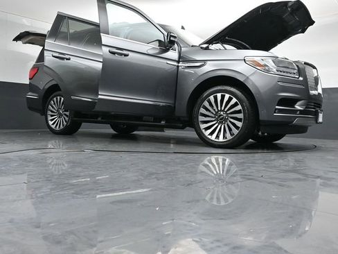 Certified 2021 Lincoln Navigator Reserve w/ Luxury Package AWD/4WD image 55