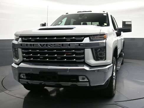 Used 2022 Chevrolet Silverado 2500 LTZ w/ LTZ Plus Package AWD/4WD image 8