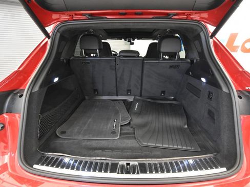 Used 2021 Porsche Cayenne GTS image 31