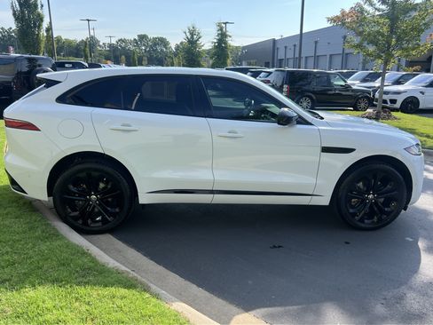 Used 2026 Jaguar F-PACE R-Dynamic S AWD/4WD image 7