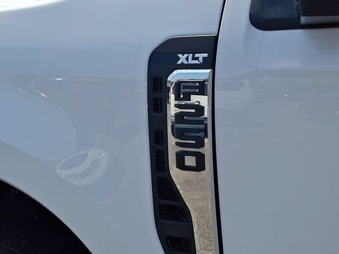 Used 2025 Ford F250 XLT AWD/4WD image 30