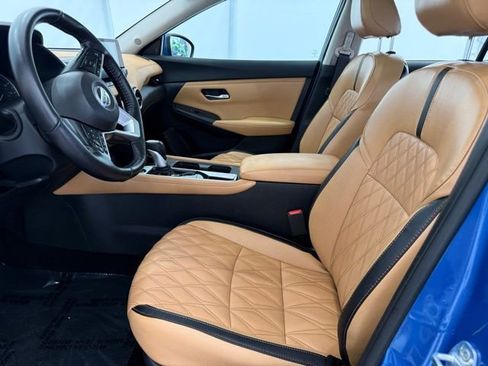 Used 2022 Nissan Sentra SV w/ SV Premium Package FWD image 11