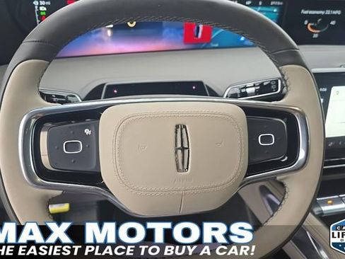 Used 2024 Lincoln Nautilus Premier AWD/4WD image 13