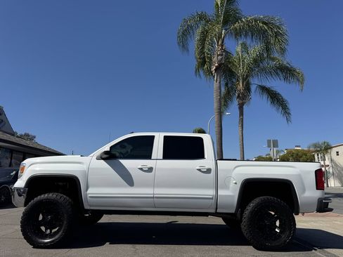 Used 2014 GMC Sierra 1500 SLE w/ SLE Value Package RWD image 2