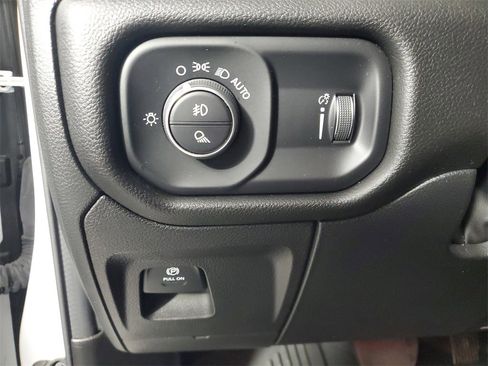 Used 2023 RAM 1500 Big Horn image 11