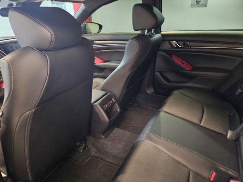 Used 2022 Honda Accord Sport image 9