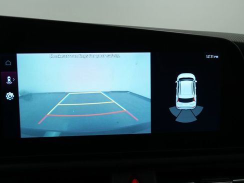 Used 2023 Kia Niro EX FWD image 32