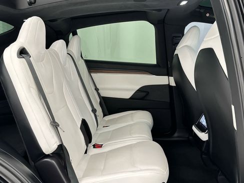 Used 2022 Tesla Model X AWD/4WD image 20