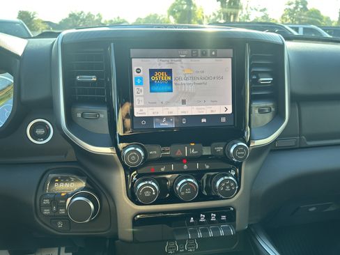 New 2026 RAM 1500 4x4 Crew Cab image 24