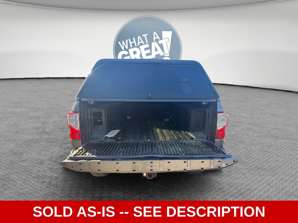 Used 2016 Nissan Titan SL AWD/4WD image 24