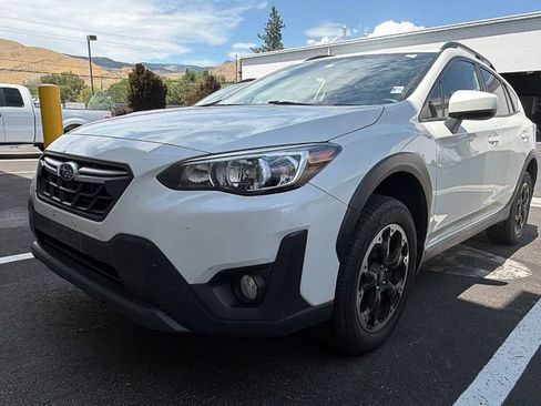 Used 2023 Subaru Crosstrek 2.0i Premium AWD/4WD image 4