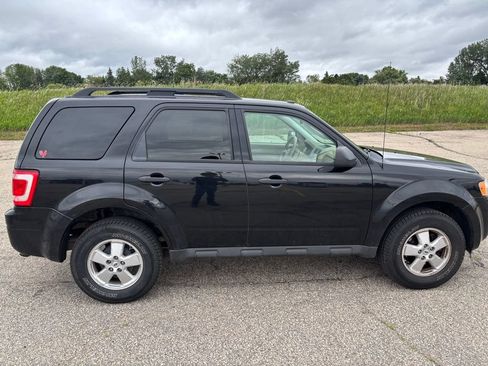 Used 2011 Ford Escape XLT AWD/4WD image 8