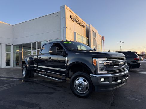 Used 2019 Ford F350 Lariat w/ Lariat Ultimate Package image 8