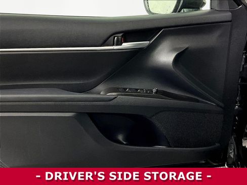 Used 2024 Toyota Camry SE FWD image 20