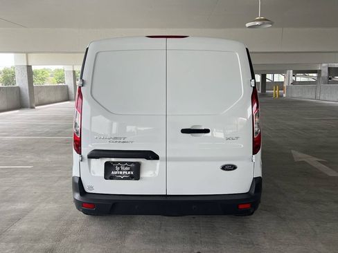 Used 2018 Ford Transit Connect XLT FWD image 13