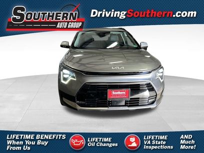 Used 2023 Kia Niro SX Touring