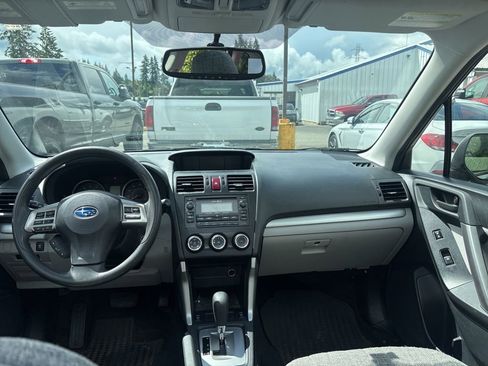 Used 2015 Subaru Forester 2.5i Premium w/ All-Weather Package AWD/4WD image 10