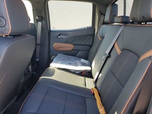 New 2026 GMC Canyon AT4 AWD/4WD image 11