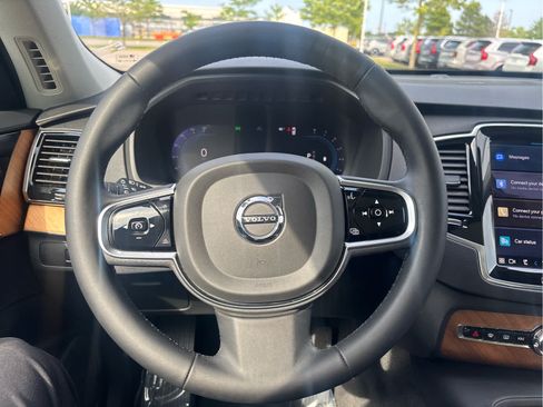 Used 2023 Volvo XC90 B6 Plus w/ Protection Package Premier AWD/4WD image 16